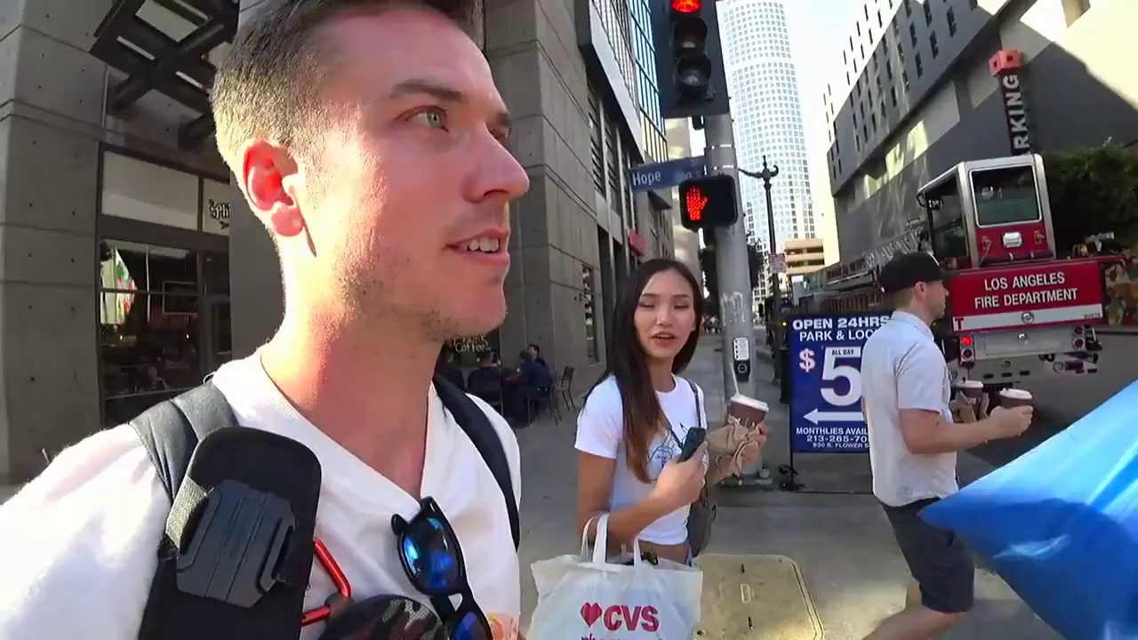 Jakenbakes Model Girlfriend Does The Arm Thing NeatClip